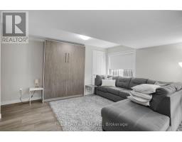 37 - 1030 OAKCROSSING GATE - 25