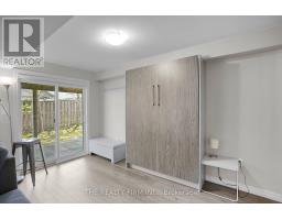 37 - 1030 OAKCROSSING GATE - 26