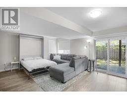 37 - 1030 OAKCROSSING GATE - 28