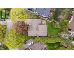 40 CUMBERLAND CRESCENT - 2
