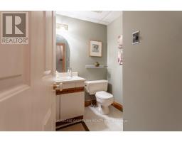 28 SINCLAIR CRESCENT - 23
