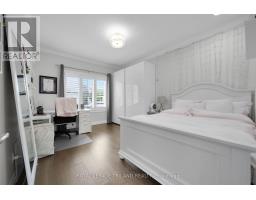 17 - 1028 COMMISSIONERS ROAD W - 16