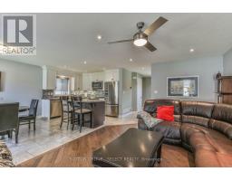 1884 FREDERICK CRESCENT - 15