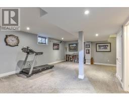 1884 FREDERICK CRESCENT - 28