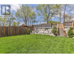 1884 FREDERICK CRESCENT - 37