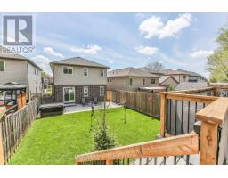 1884 FREDERICK CRESCENT - 39