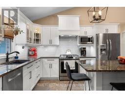 35 EXMOUTH DRIVE - 16