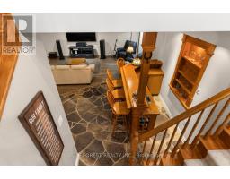 35 EXMOUTH DRIVE - 28