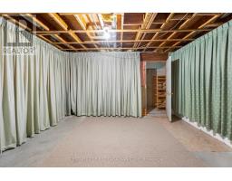 10 - 1241 BEAVERBROOK AVENUE - 22
