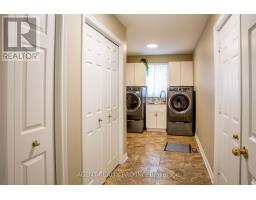 55 MORAINE CRESCENT - 14