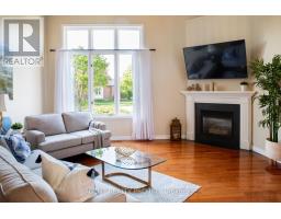 55 MORAINE CRESCENT - 17
