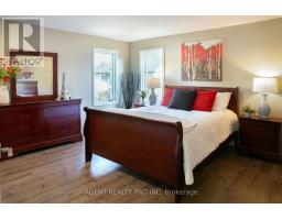 55 MORAINE CRESCENT - 25