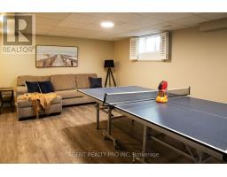 55 MORAINE CRESCENT - 44