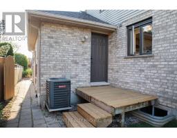 55 MORAINE CRESCENT - 46