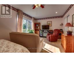 139 OLYMPIC CRESCENT - 18