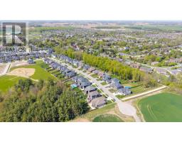302 SONGBIRD LANE - 44