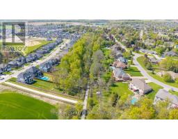 302 SONGBIRD LANE - 45