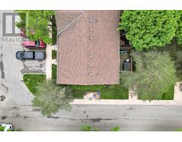 22 - 166 BONAVENTURE DRIVE - 33