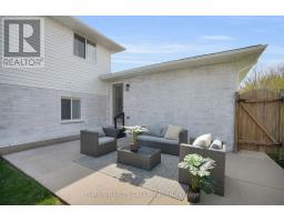 20 DEBORAH DRIVE - 41