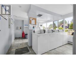 208 - 600 GRENFELL DRIVE - 16