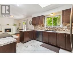 8 LOCHERN ROAD - 15