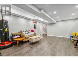8 LOCHERN ROAD - 32