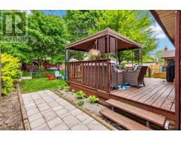 8 LOCHERN ROAD - 37