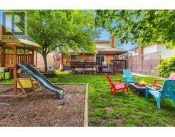 8 LOCHERN ROAD - 40