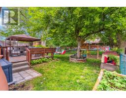 8 LOCHERN ROAD - 43