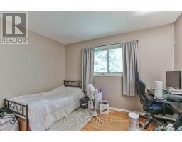 4 MAXWELL CRESCENT - 15