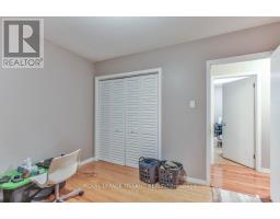 4 MAXWELL CRESCENT - 19