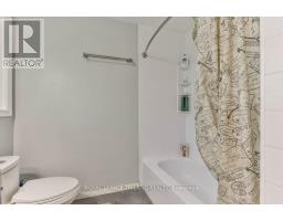 4 MAXWELL CRESCENT - 21