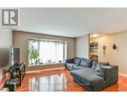4 MAXWELL CRESCENT - 8
