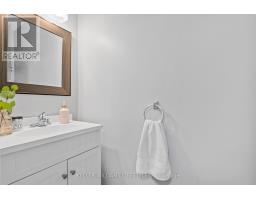 9 - 166 SOUTHDALE ROAD W - 20