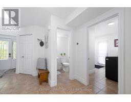 21 MAPLEWOOD LANE - 12