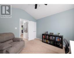 21 MAPLEWOOD LANE - 24