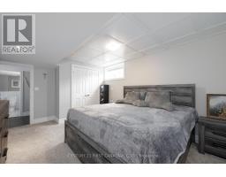 21 MAPLEWOOD LANE - 31
