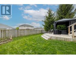 21 MAPLEWOOD LANE - 37