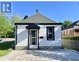 103 FORWARD AVENUE N - 20