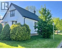 103 FORWARD AVENUE N - 3
