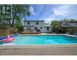 871 FARNHAM ROAD - 15