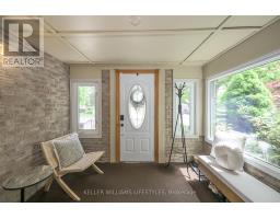 871 FARNHAM ROAD - 17