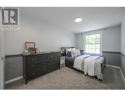871 FARNHAM ROAD - 43