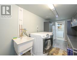 871 FARNHAM ROAD - 46