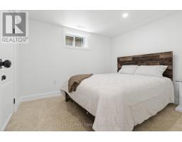 22971 HIGHBURY AVENUE N - 31