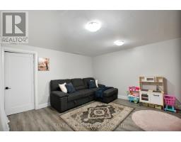 437 FOREST AVENUE - 22