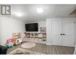 437 FOREST AVENUE - 23