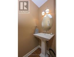 22 GLENRIDGE CRESCENT - 22
