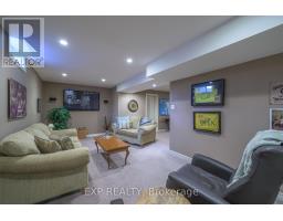 22 GLENRIDGE CRESCENT - 34