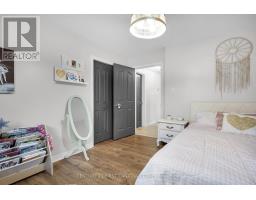 292 THORN DRIVE - 25